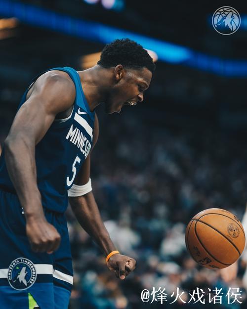 华子37分森林狼险胜快船止3连败 公牛逆转马刺